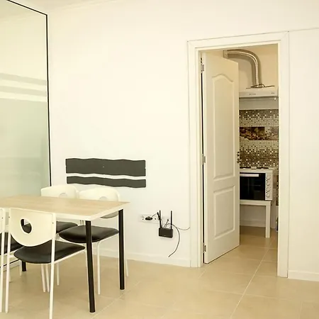 Simplicity In Bright One-bedroom Flat Appartement Varna