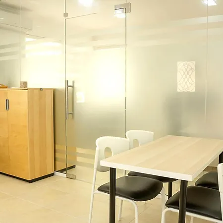 Simplicity In Bright One-bedroom Flat *